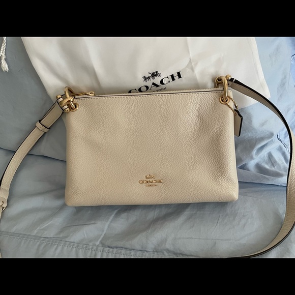 COPY - Coach Mia Crossbody - Picture 5 of 16